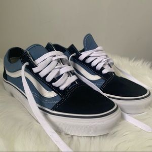 Vans Women's Blue and White Sneakers